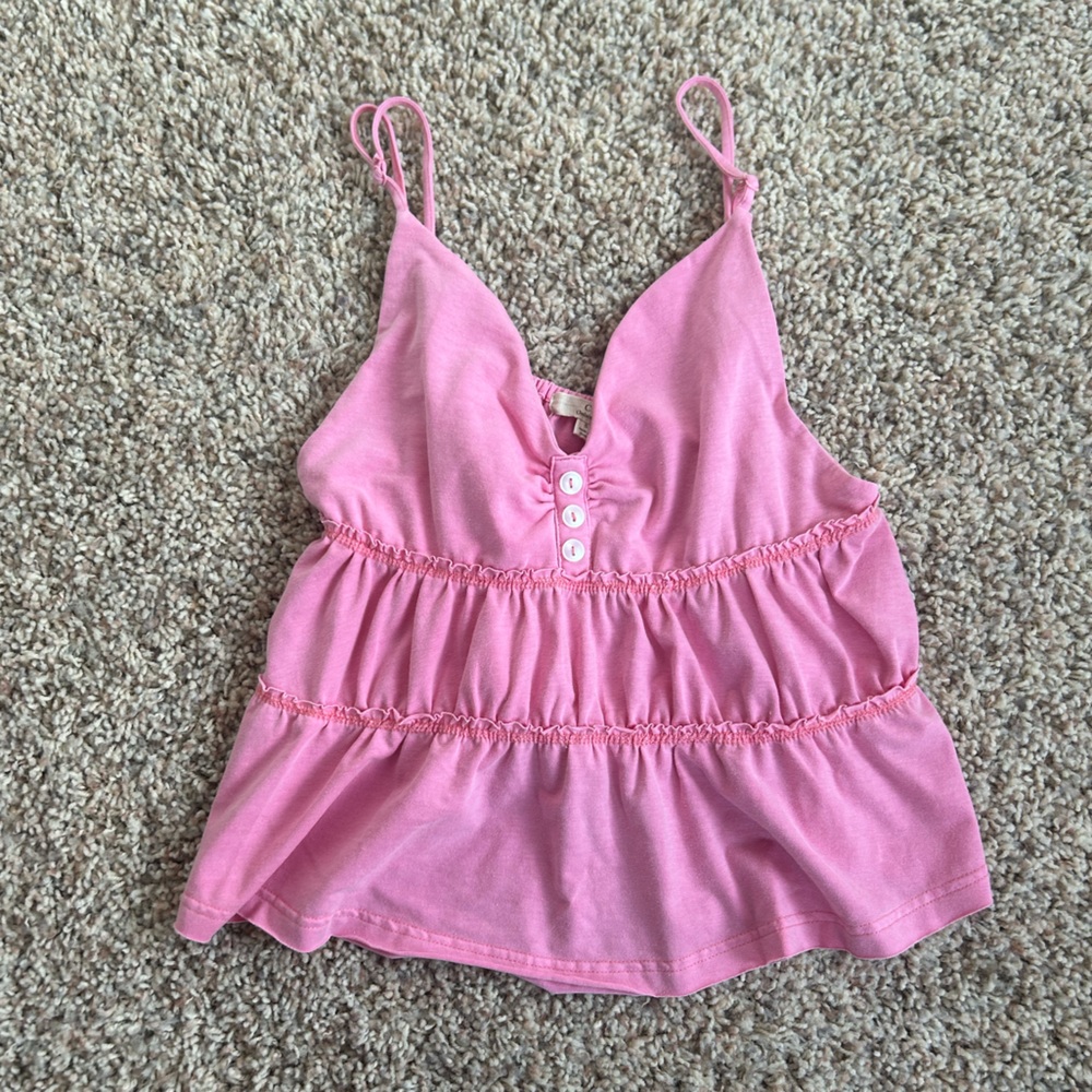 pink Chelsea and violet tank top